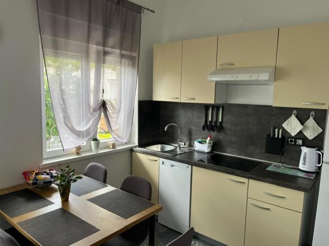 Apartman Laura 德拉马利 客房 照片