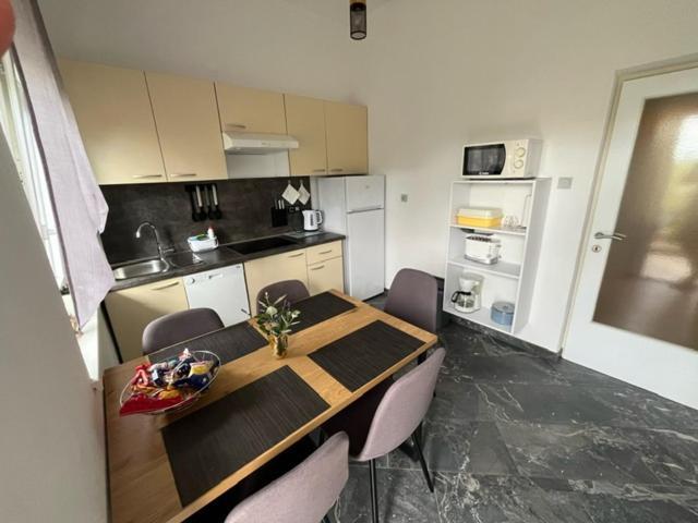 Apartman Laura 德拉马利 客房 照片